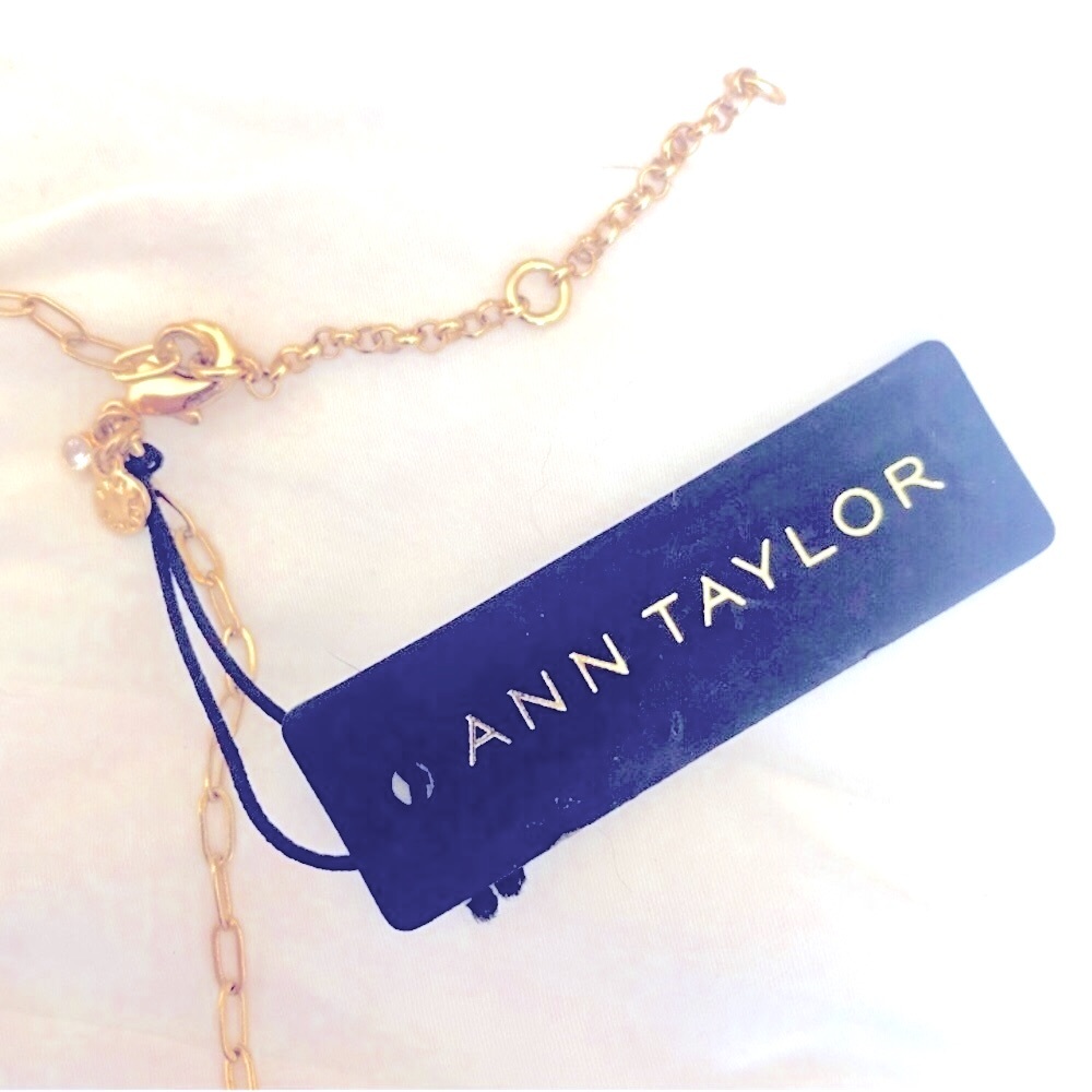 NWOT Ann Taylor Necklace
